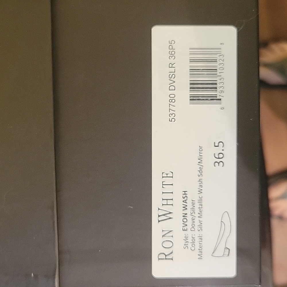 Shoes - Picture 10 of 10